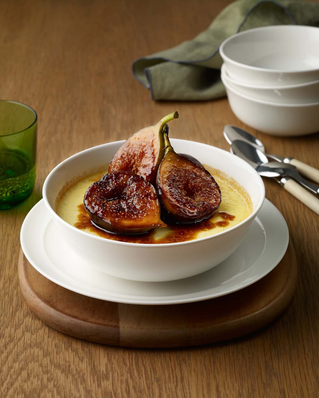 Baked sour cream custard with caramelised figs Baked sour cream custard with caramelised figs